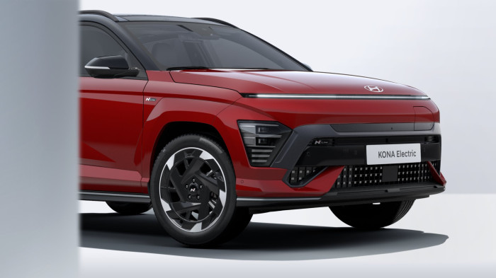 Hyundai Kona Czech Edition POWER 64.8 kWh 150 kW na operativní leasing